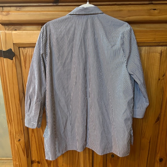 Olivia Grace Top Button Up Blue and White Stripe Embroidered Women's Size Large - Picture 3 of 7